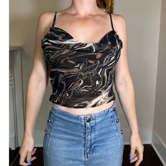 Dress Forum Cropped Swirl Pattern Top Size Small - Picture 1 of 4